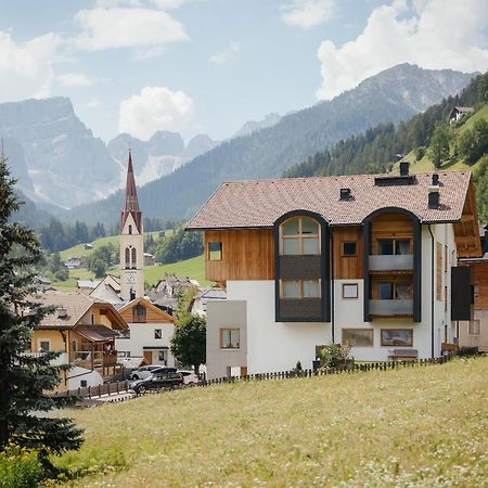 Berghotel Sanvi Сан-Мартино-ин-Бадия Экстерьер фото