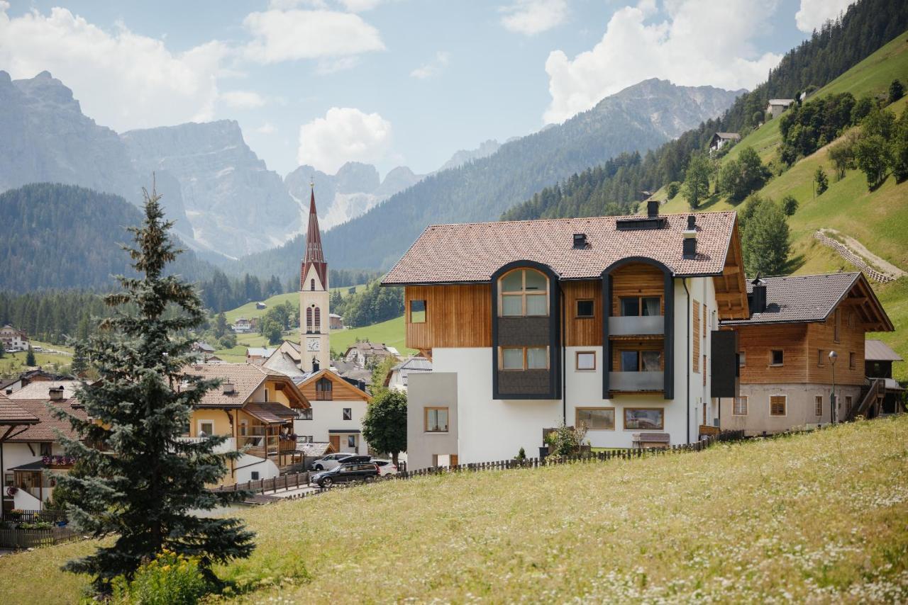 Berghotel Sanvi Сан-Мартино-ин-Бадия Экстерьер фото